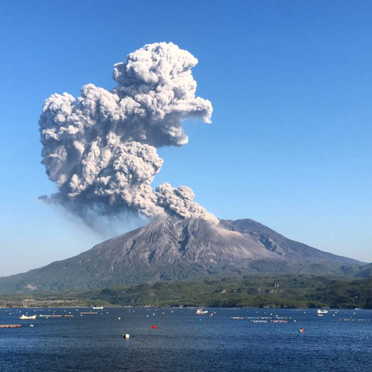 Lista 97+ Foto El Volcan Mas Pequeño Del Mundo Cena Hermosa