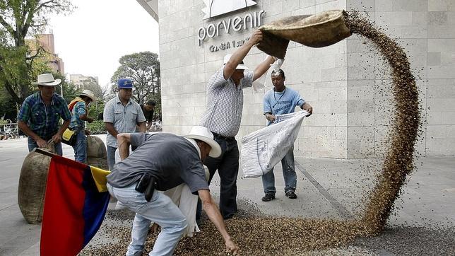 Monstanto prohíbe almacenar semillas en Colombia