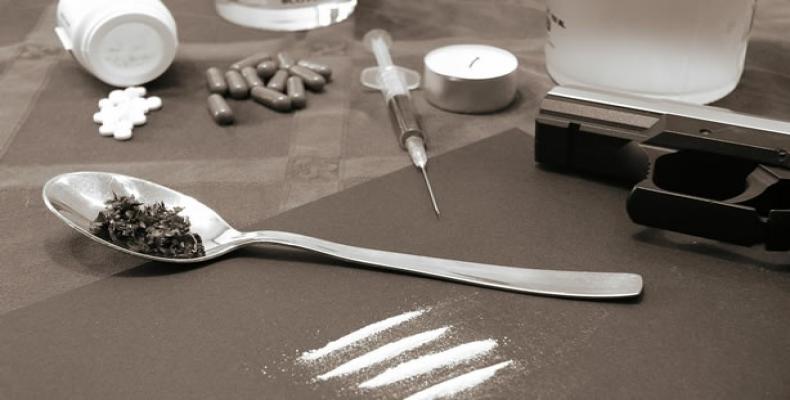 Muertes por sobredosis de heroína se cuadruplicaron en Estados Unidos