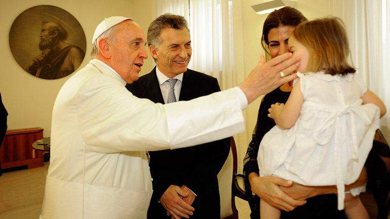 "No me gusta el 666" - el papa rechaza una donación del presidente argentino