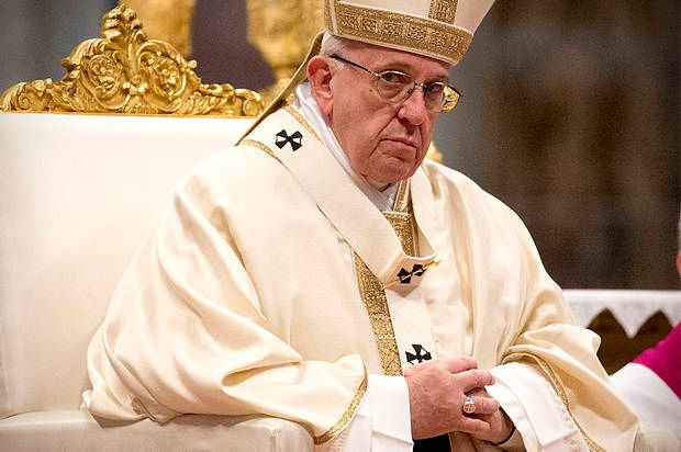 El papa Francisco advierte sobre "fanáticos que convierten la doctrina en ideología"