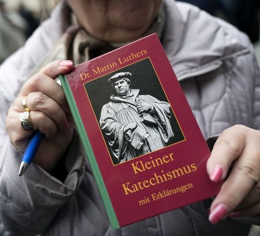 Encuesta revela que los protestantes estadounidenses creen más como los católicos, 500 años después de Lutero