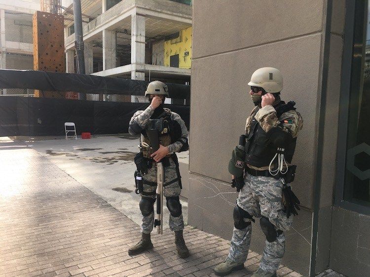 Las calles de Puerto Rico llenas de mercenarios enmascarados fuertemente armados que no portan insignias ni etiquetas