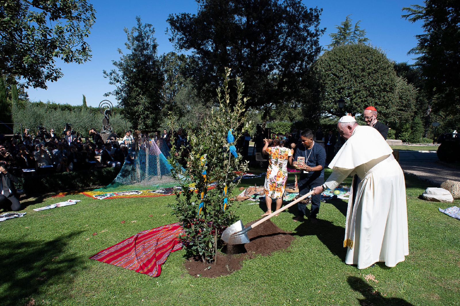 El papa celebra con líderes amazónicos la fiesta de san Francisco de Asís
