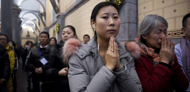 China prohíbe transmisión de culto y material religioso por internet sin autorización