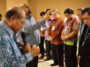 Líderes cristianos se reúnen para discutir relaciones ecuménicas