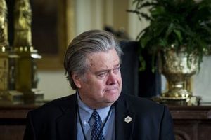 Bannon se retira del Consejo de Seguridad Nacional