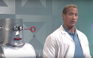 Broma sobre robot pederasta de Dwayne "The Rock" Johnson no causa ninguna gracia