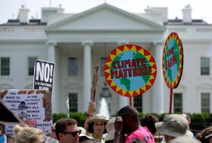 Consejero de Trump advierte: sin nuevos términos, Estados Unidos sigue fuera del pacto climático