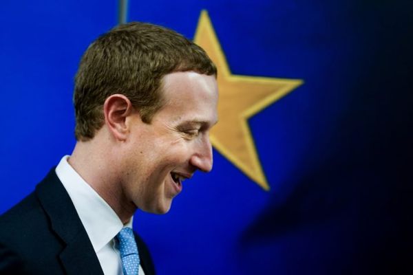 Zuckerberg desafía al modelo de internet chino